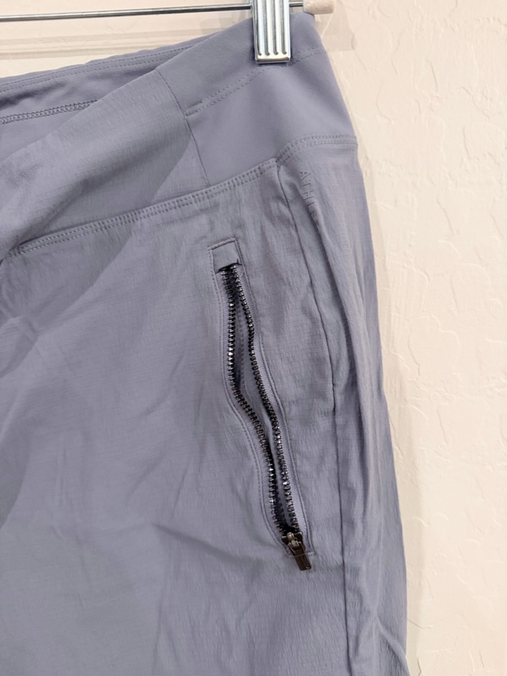 Athleta Womens Light Gray Performance Joggers 16 tall like new - Picture 2 of 5